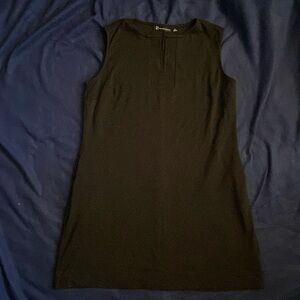 Black dress with pockets